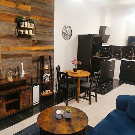 Apartament Przy Bursztynowym Stadionie Gdańsk Buitenkant foto