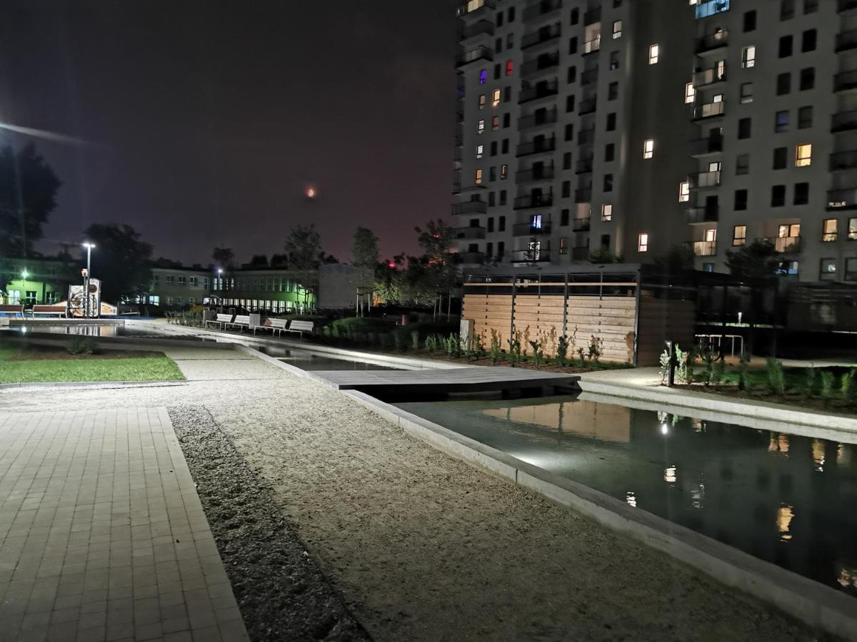 Apartament Przy Bursztynowym Stadionie Gdańsk Buitenkant foto